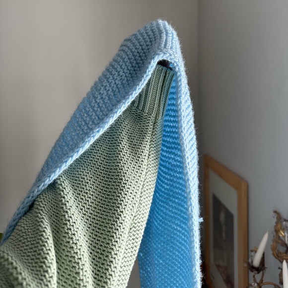 Hooded blue Sophie scarf - Picture 6 of 8